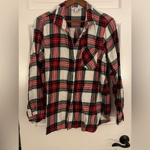 Old Navy Women's classic fit flannel shirt
